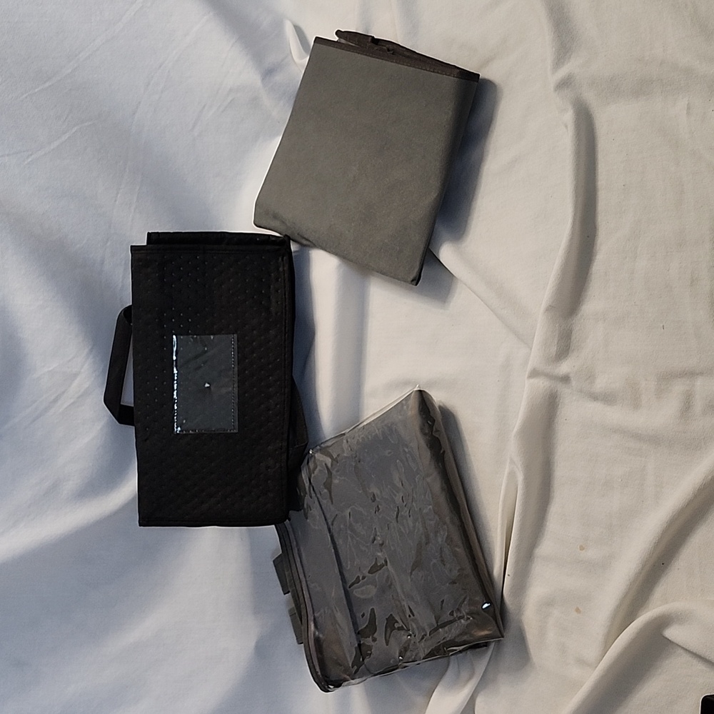 Nwot Foldable underbed zippered storage bags and insulated cooler